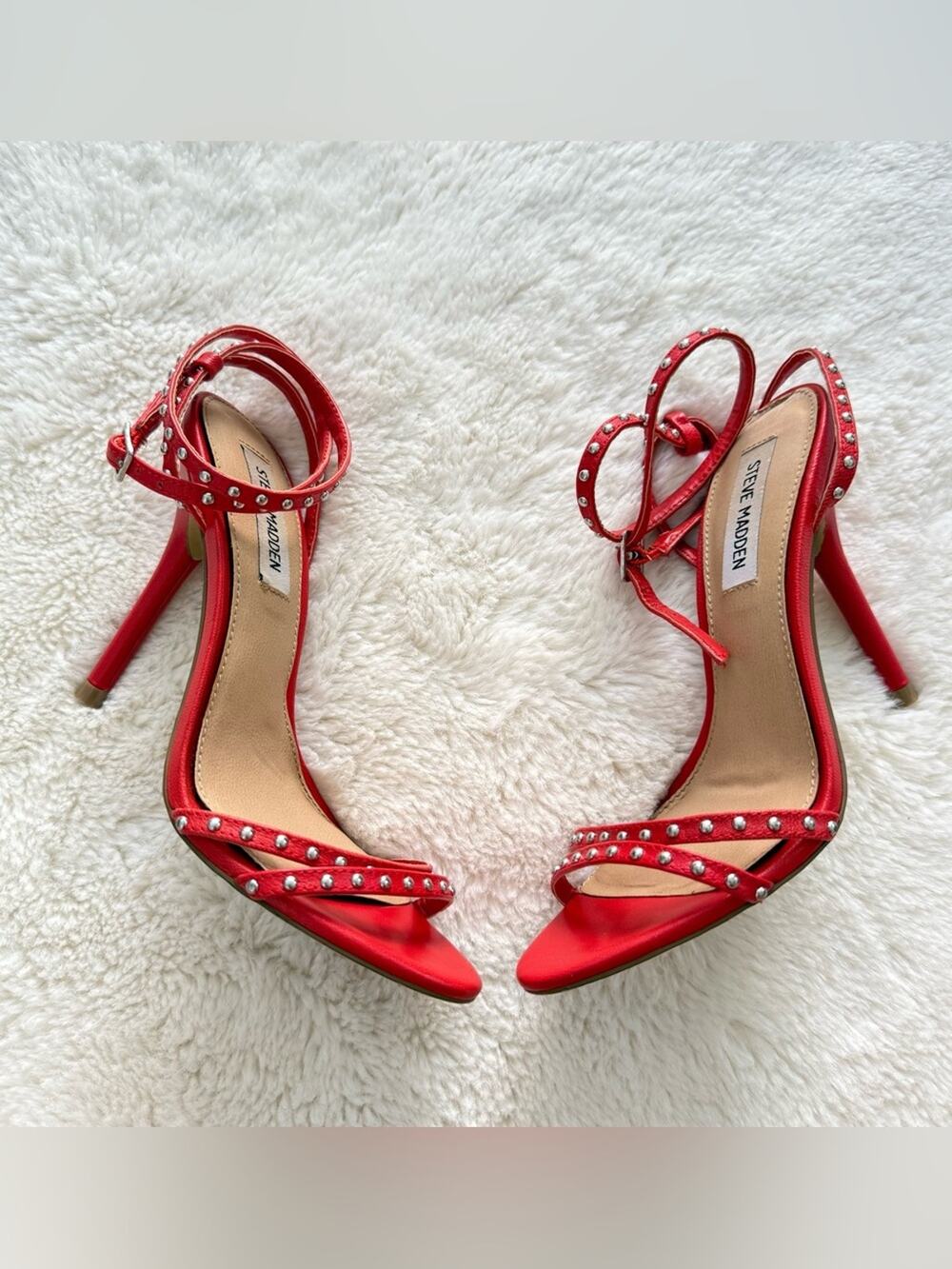 Steve Madden women red high heels sandals size 7 US